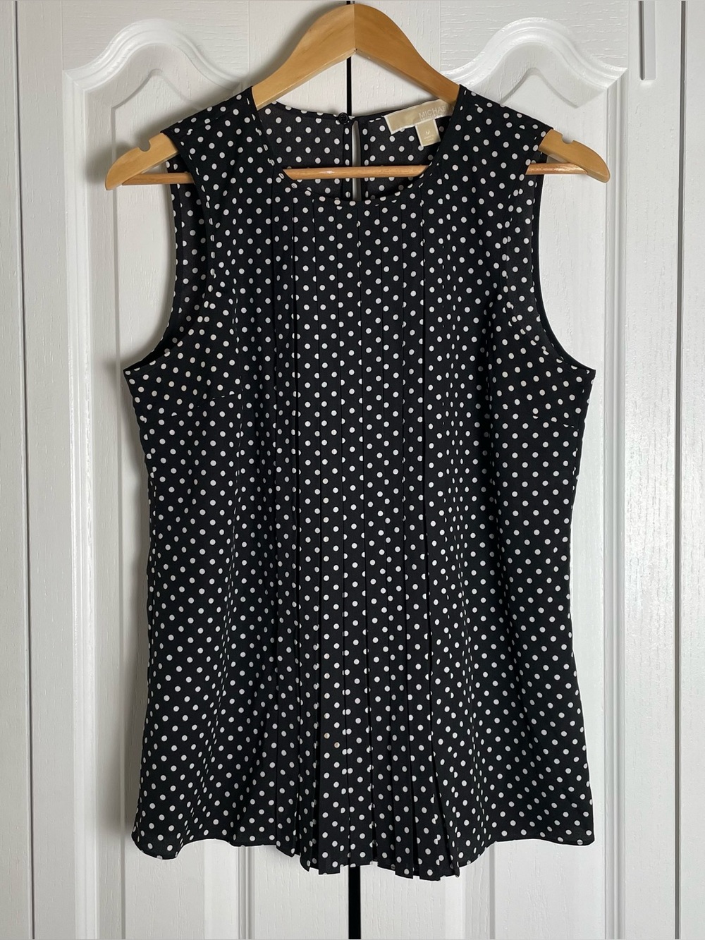 Michael Kors Accordion Pleated Sleeveless Blouse Women’s M Black White Polka Dot